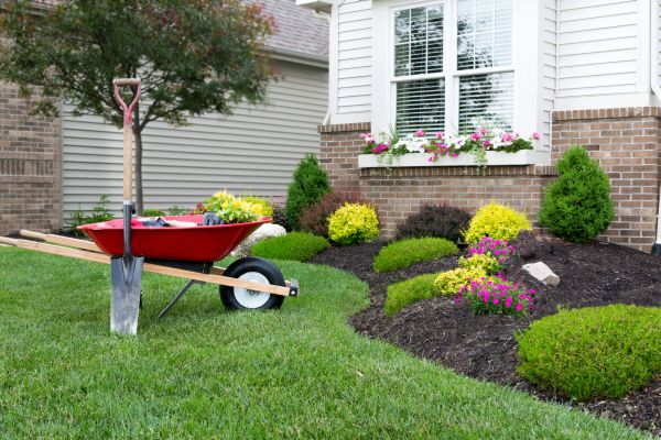 Flower Bed Installation in Lake Mary
